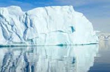 Antarctica: A Journey of Discovery by Louise Huffman, Rita Thomas, Erin Carr, Katia Kontar